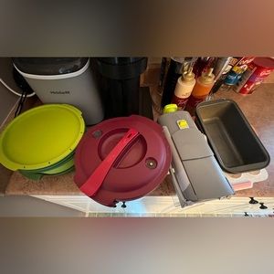 Kitchen Lot - Tupperware & Pampered Chef